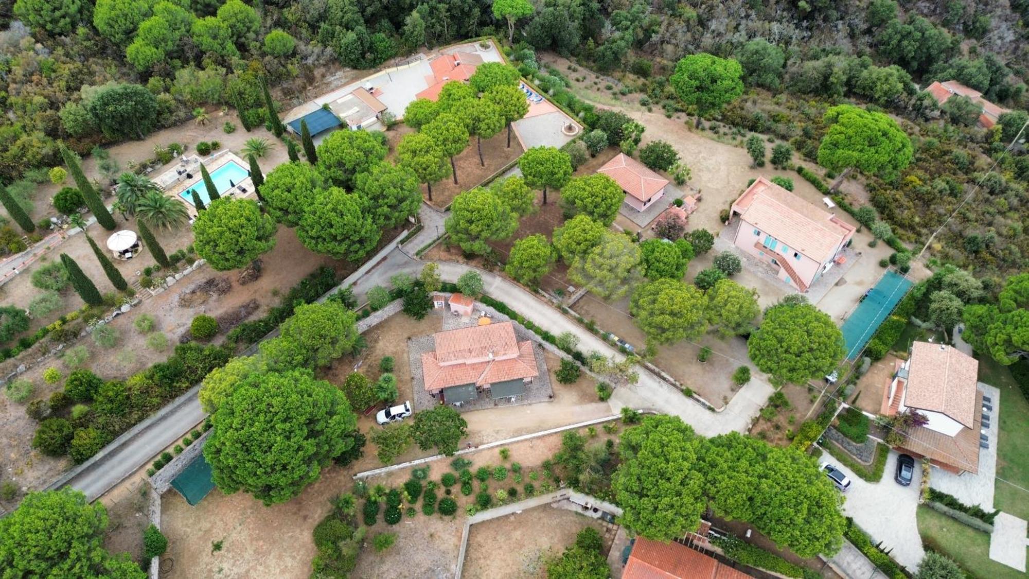 Casa Anna - Capo Perla Apartments Capoliveri  Buitenkant foto