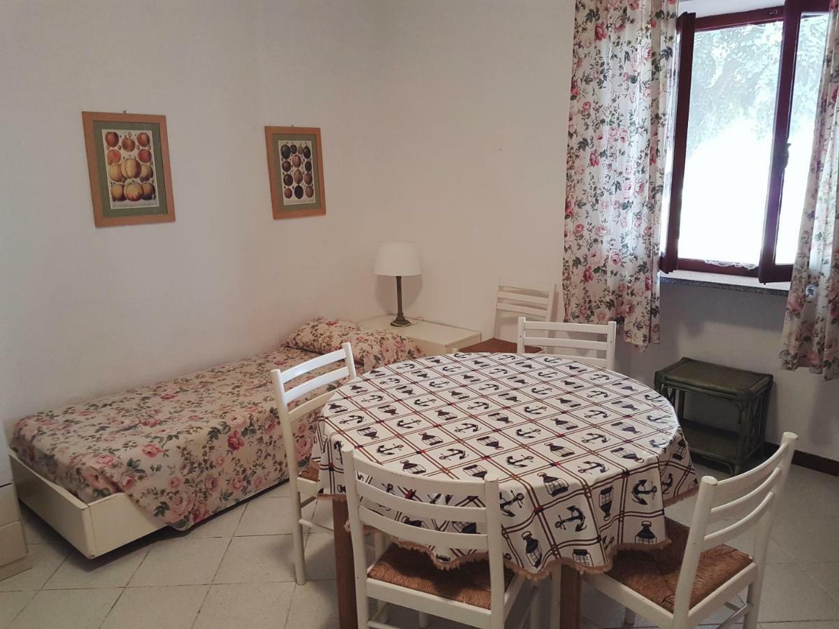 Casa Anna - Capo Perla Apartments Capoliveri  Buitenkant foto